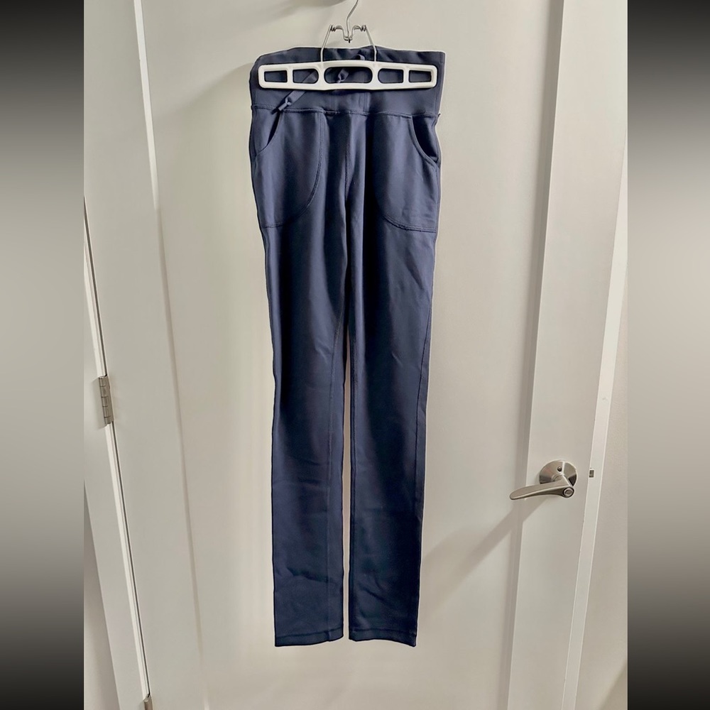 Lululemon Straight Leg Leggings